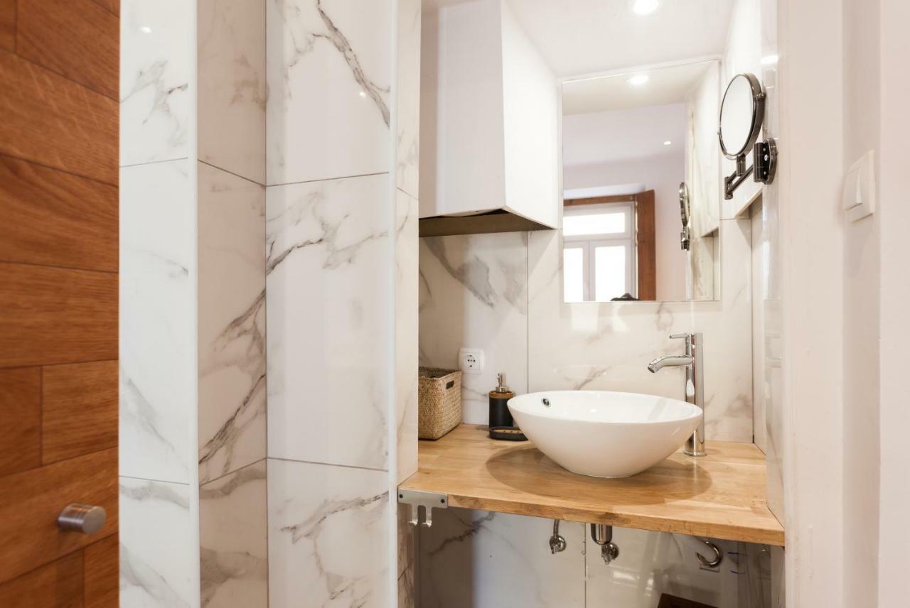 Rossio Vintage Two-Bedroom Apartment - By Lu Holidays Lisboa Ngoại thất bức ảnh